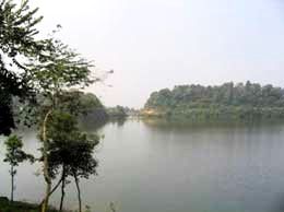 Hồ Pa Khoang - lấp lánh một vùng Điện Biên