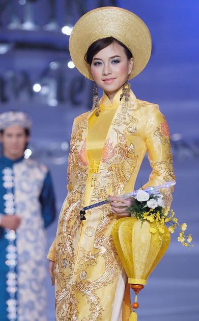 Khăn chít, khăn vành: Đằm thắm vẻ đẹp của phụ nữ Việt Nam