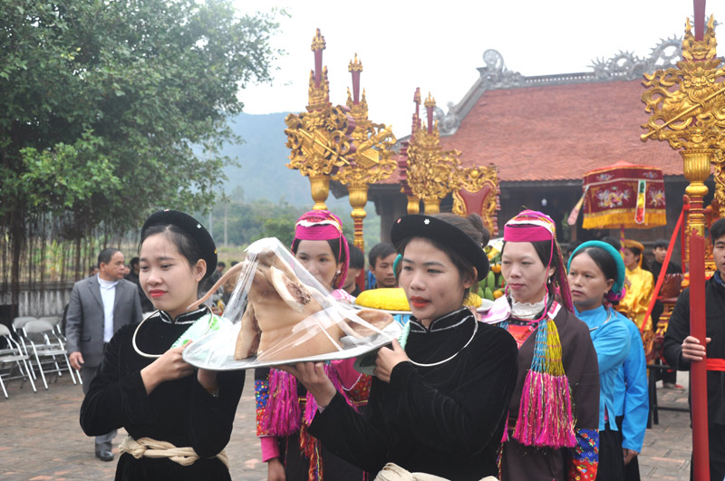 Lễ hội đình Lục Nà (Quảng Ninh):  Nơi lưu giữ những giá trị văn hoá truyền thống đặc sắc