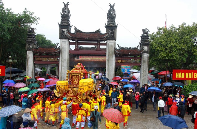 Lễ rước nước - nghi lễ quan trọng trong Lễ hội Đền Trần ở Thái Bình