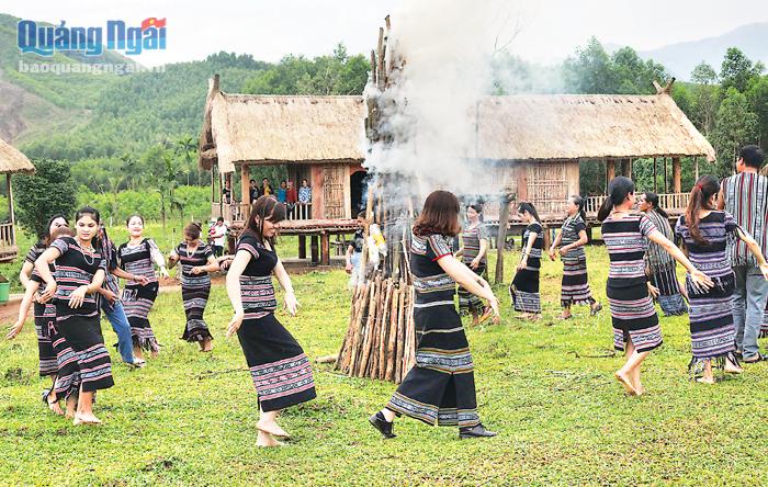 Sớm phát huy quần thể văn hóa Làng Teng (Quảng Ngãi)