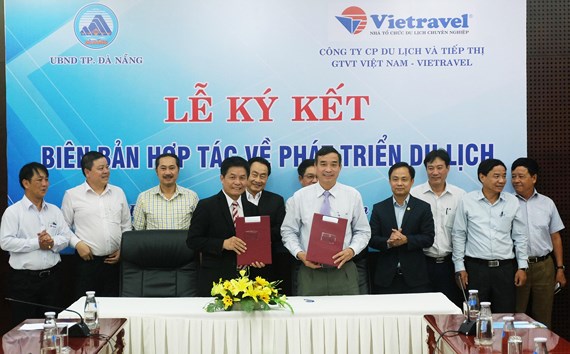 Đà Nẵng ký kết hợp tác phát triển du lịch với Vietravel