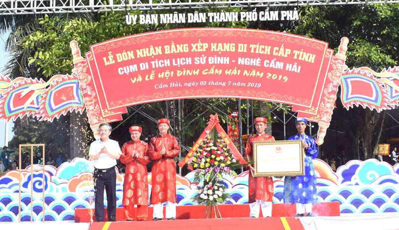 Đình - nghè Cẩm Hải (Quảng Ninh) đón bằng xếp hạng di tích cấp tỉnh