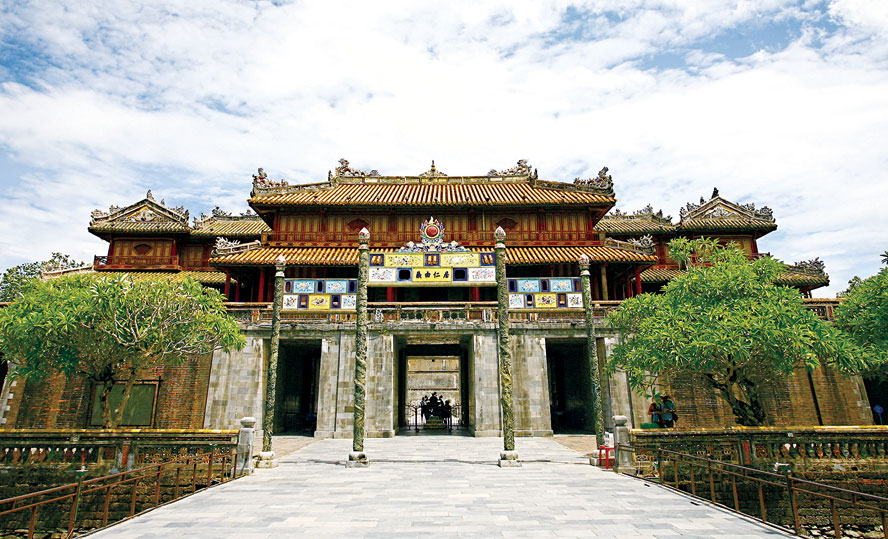 Ngọ Môn - biểu tượng kiến trúc cung đình Huế
