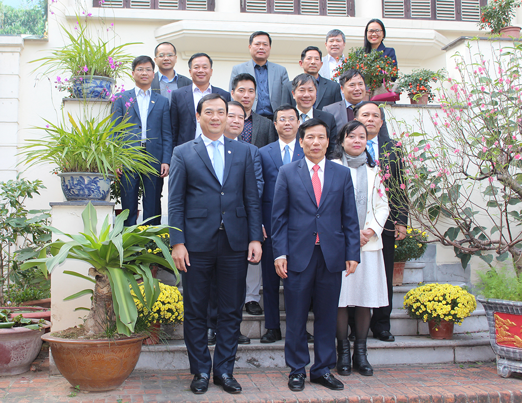 Bộ trưởng Nguyễn Ngọc Thiện chỉ đạo tìm yếu tố mới tạo đột phá phát triển du lịch