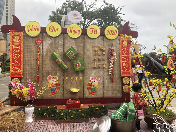 Tưng bừng Chợ Tết Canh Tý tại Bảo tàng Đà Nẵng
