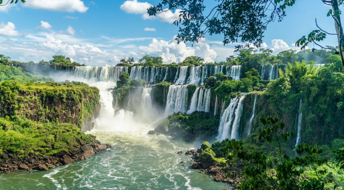 Thác nước Iguazú