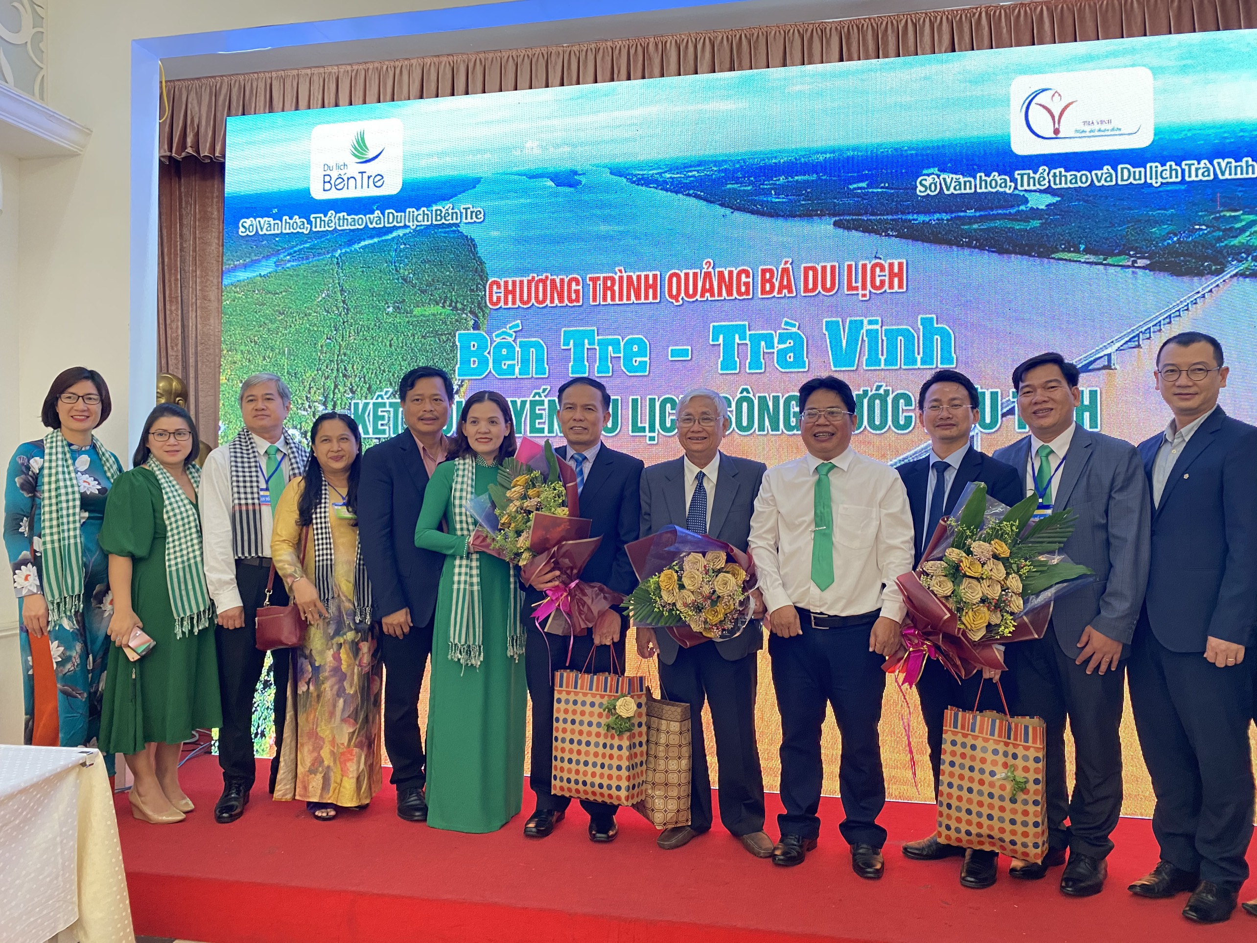Bến Tre liên kết với Trà Vinh quảng bá du lịch tại Hà Nội