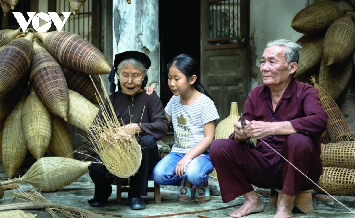 Nghề đan đó làng Thủ Sỹ ở Hưng Yên