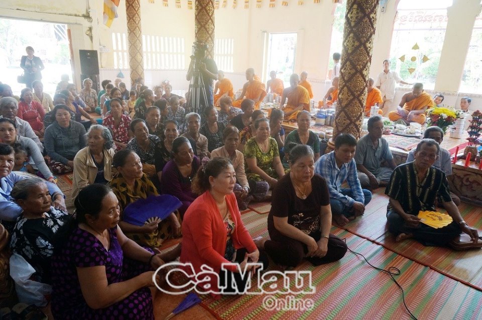 Cà Mau: Khuyến khích hoạt động Tết cổ truyền Chôl Chnam Thmây tại nhà