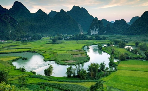 Điểm sáng mô hình phát triển kinh tế du lịch bền vững gắn với văn hóa dân tộc ở Trùng Khánh