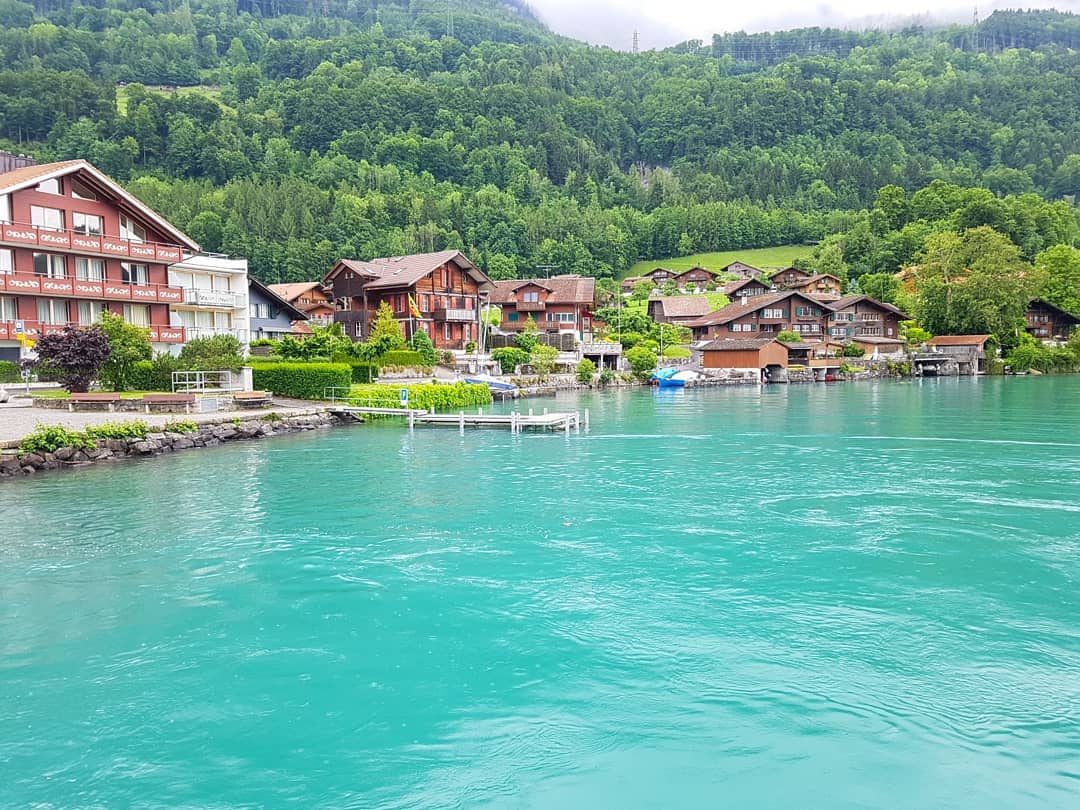 Đến hồ Brienz (Thụy Sỹ): trải nghiệm bình yên giữa chốn trần gian