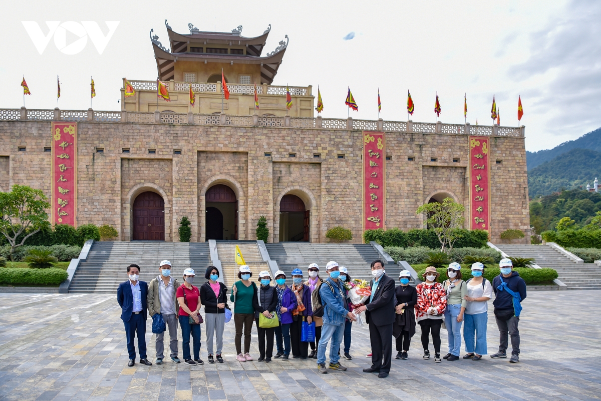 Tour khép kín Hà Nội – Bắc Giang phục vụ đoàn khách đầu tiên