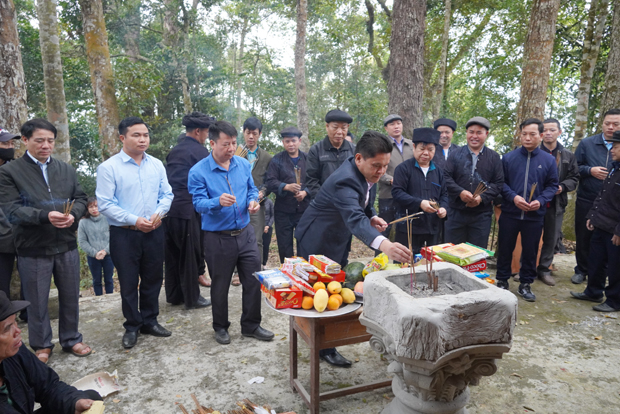 Xã Pố Lồ - Hoàng Su Phì tổ chức Lễ cúng thần rừng