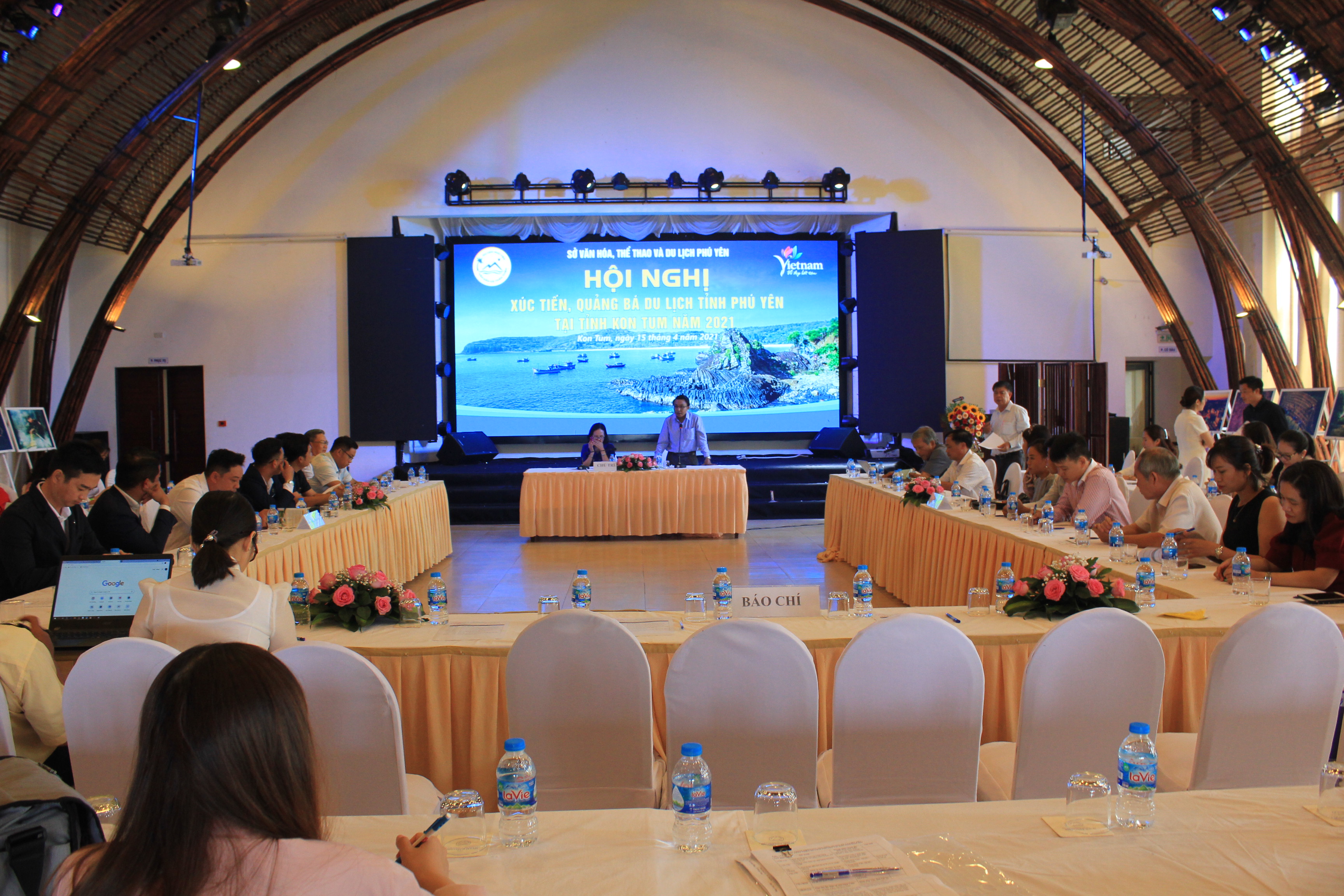 Phú Yên triển khai chương trình xúc tiến du lịch tại Kon Tum 