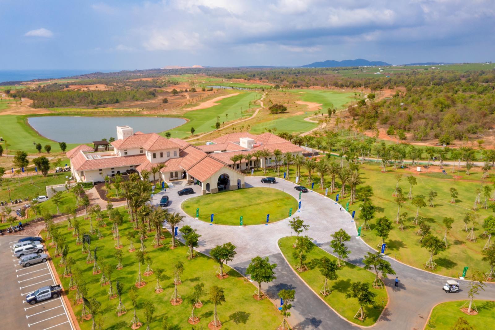 NovaWorld Phan Thiet khai trương một phần cụm sân golf PGA Ocean