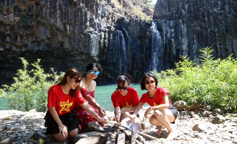 Tuy An(Phú Yên): Sớm đưa thác Vực Hòm và Vực Song trở thành điểm du lịch hấp dẫn