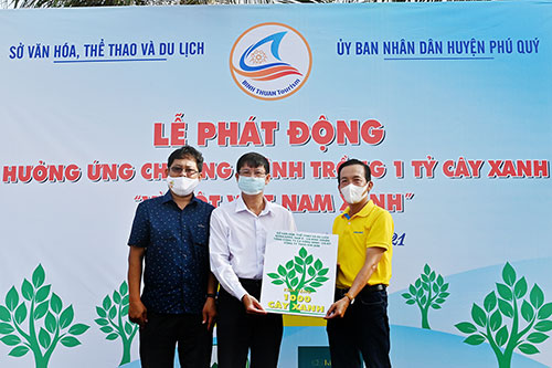 Bình Thuận: Phát động trồng 1.000 cây xanh trên huyện đảo Phú Quý