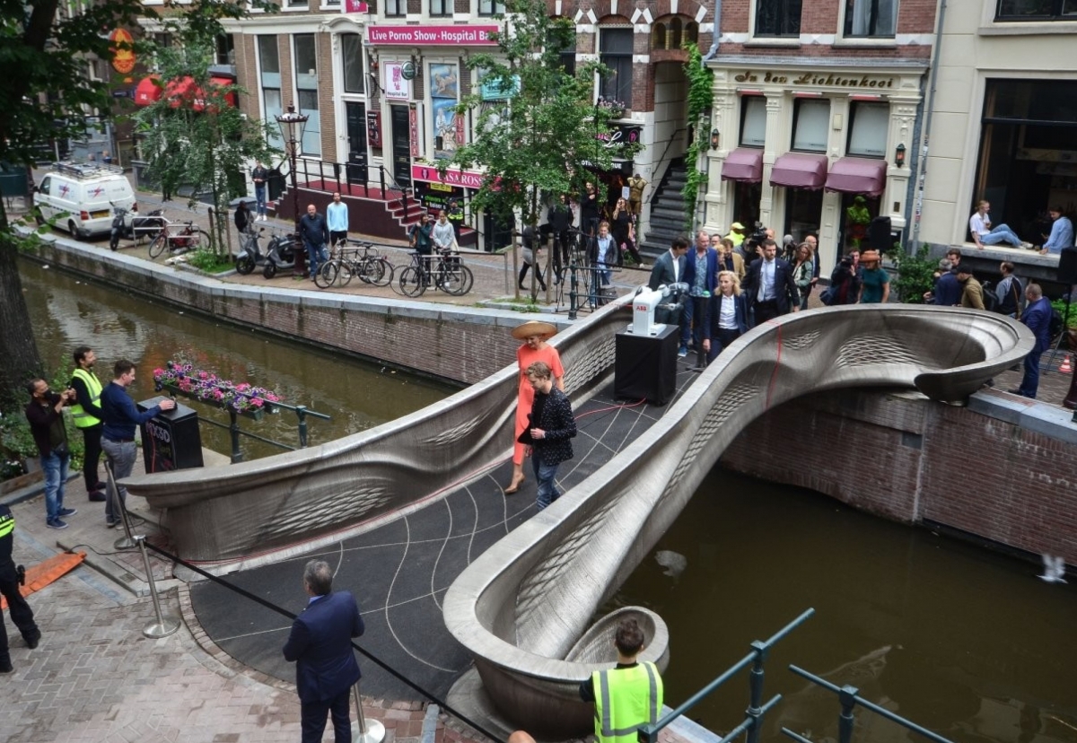 Cây cầu in 3D độc đáo khai trương tại Amsterdam
