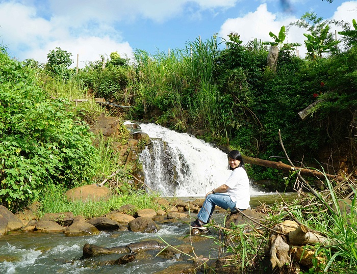 Gia Lai: Ngôi làng Jrai có 2 dòng thác