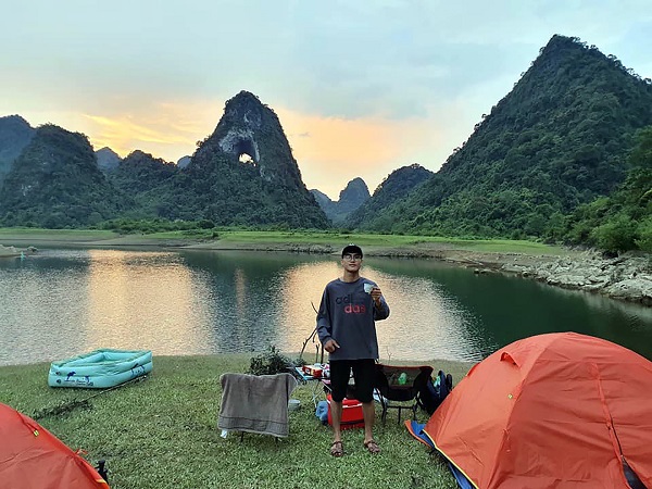 Núi Mắt Thần, điểm du lịch cắm trại không thể bỏ qua khi đến Cao Bằng