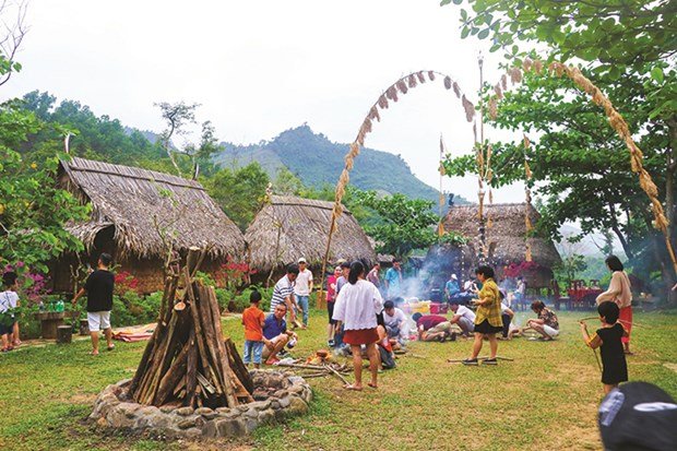 Phát triển du lịch sinh thái cộng đồng tại huyện Hòa Vang, Đà Nẵng