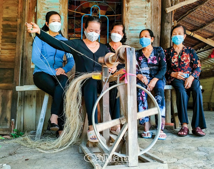 Cà Mau: Về làng chiếu Tân Thành