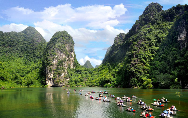 10 quốc gia có du khách mong muốn thăm lại Việt Nam