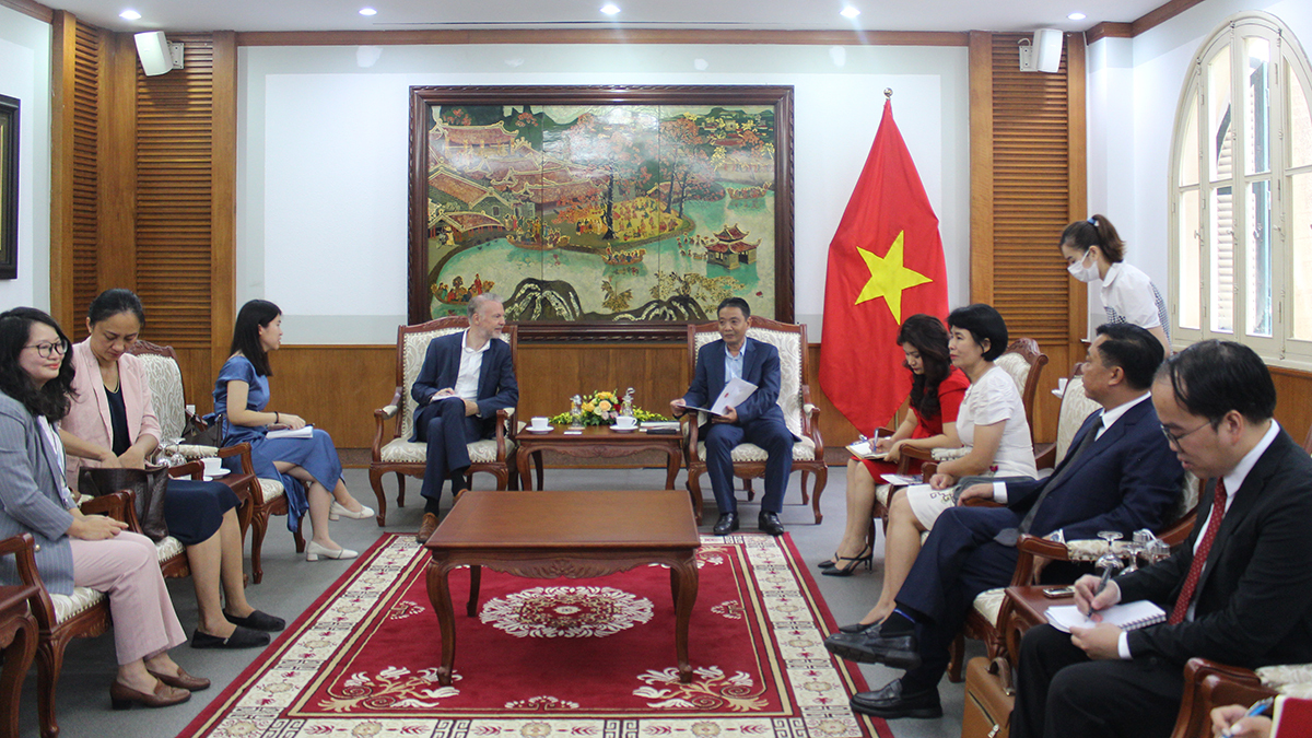 Việt Nam tích cực hợp tác cùng UNESCO trong các lĩnh vực văn hóa, thể thao và du lịch