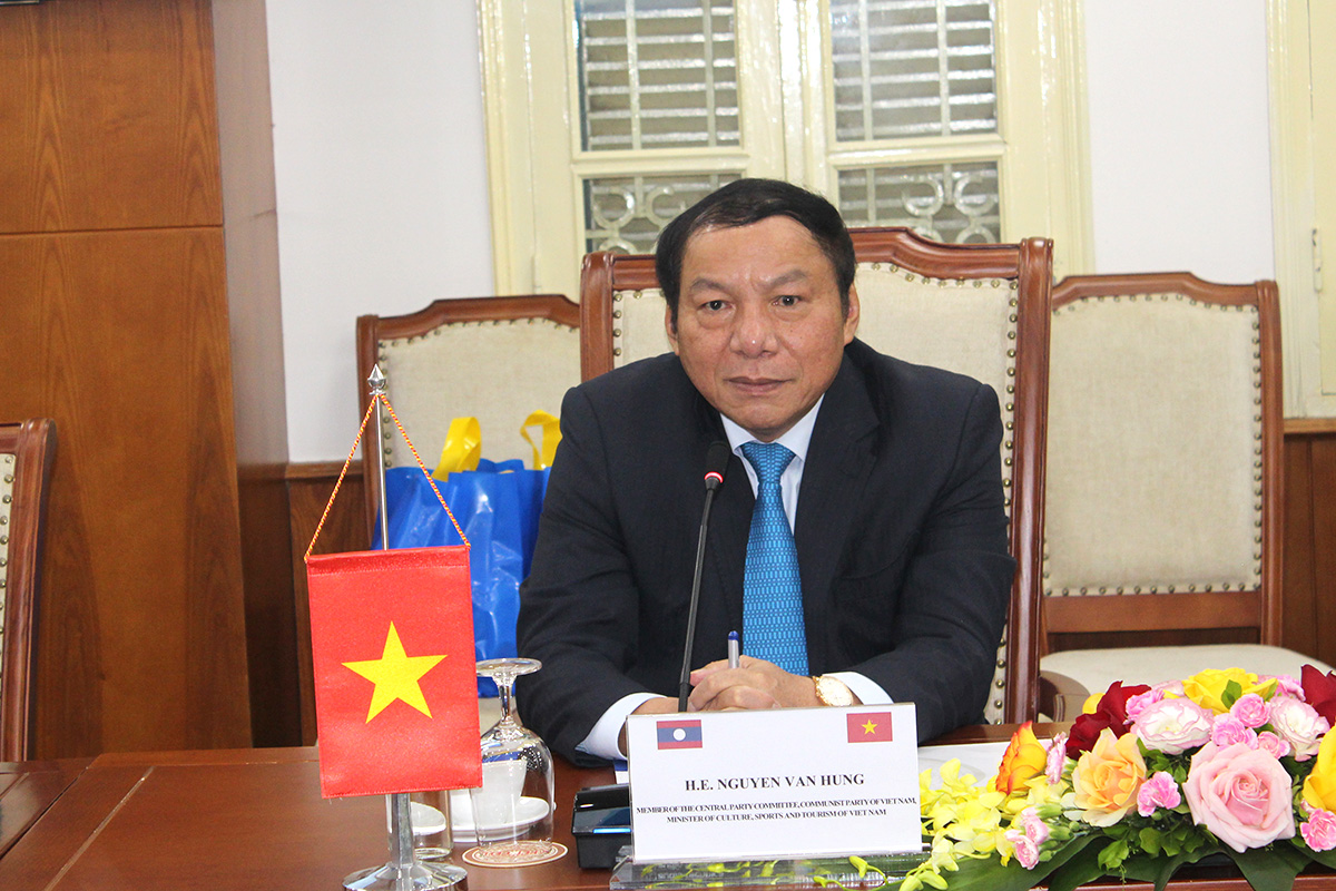 Tăng cường hợp tác sâu rộng văn hóa, thể thao và du lịch Việt Nam - Lào