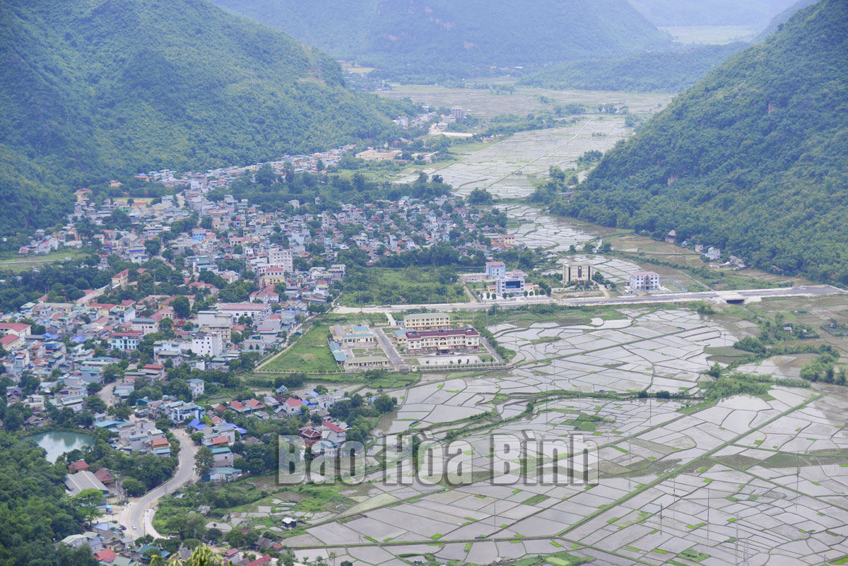 Hòa Bình: Xây dựng huyện Mai Châu trở thành điểm du lịch hấp dẫn - thân thiện - an toàn