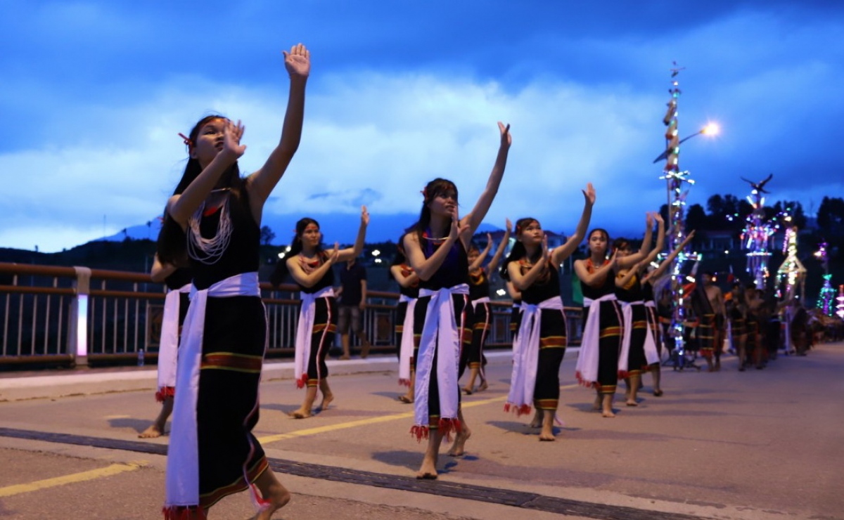Lan tỏa giá trị văn hóa các dân tộc bằng hoạt động lễ hội tại Quảng Nam