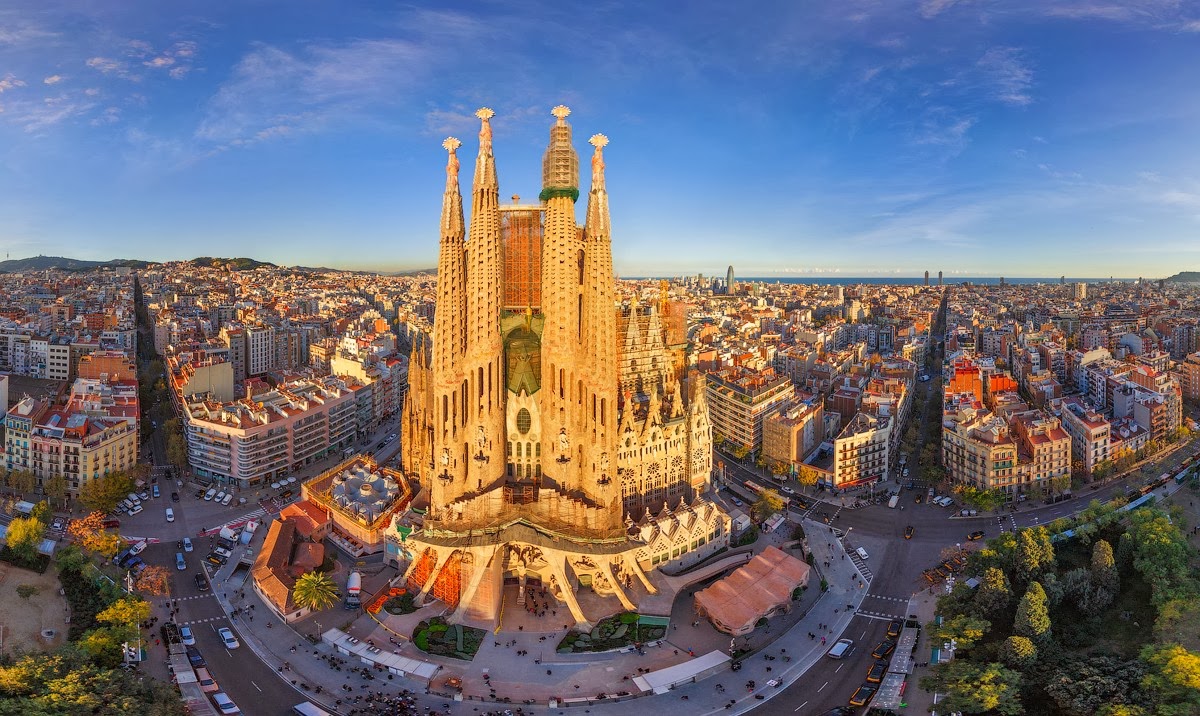Sức hút khó cưỡng của thành phố Barcelona xinh đẹp