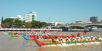 Giải đua thuyền truyền thống toàn quốc tại Cần Thơ