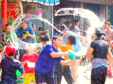 Lễ hội té nước ở Thái Lan, Campuchia