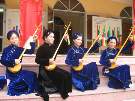 Bảo tồn, phát huy giá trị di sản văn hóa hát Then ở Tuyên Quang