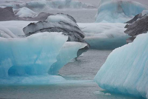 Chiêm ngưỡng những tảng băng đa sắc tuyệt đẹp ở Jokulsarlon (Iceland)