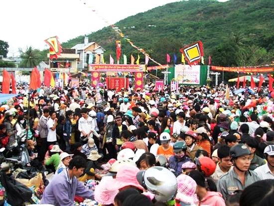 Đặc sắc lễ hội Chợ Gò – Bình Định 