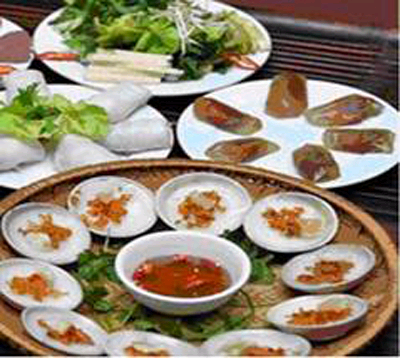 Đậm đà không gian ẩm thực truyền thống Huế