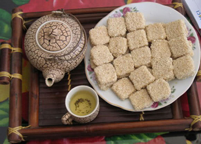 Bánh khô mè Cẩm Lệ - Món quà quê bình dị xứ Quảng 