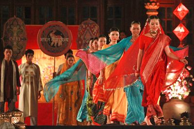 Đêm phương Đông: Sự hội tụ của bản sắc Châu Á tại Festival Huế 2012