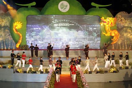 Bế mạc Festival Dừa Bến Tre lần thứ III năm 2012