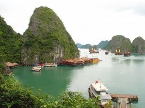 Quảng Ninh: Miễn vé tham quan Vịnh Hạ Long trong dịp lễ 30/4 –1/5