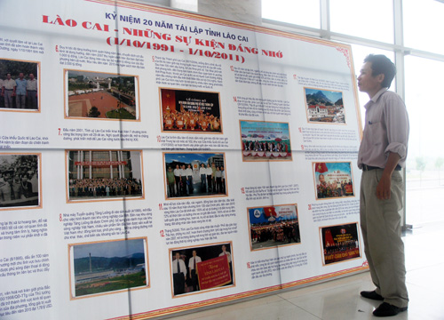 Trưng bày hơn 400 bức ảnh và hiện vật quý về “Lào Cai – 20 xây dựng và phát triển”