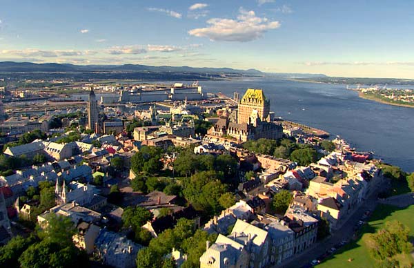 Vẻ đẹp tựa cổ tích của thành phố cổ Québec - Canada