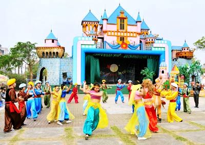 Vui Trung thu tại Công viên nước Hồ Tây – Hà Nội