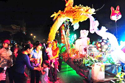 Vietran Tour tổ chức chương trình khuyến mãi đêm Hội Trăng Rằm tại Tuyên Quang