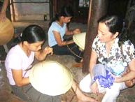 Làng nghề nón lá Nghĩa Châu – Nam Định