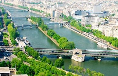 Sông Seine - Một trong những biểu tượng đặc trưng của nước Pháp