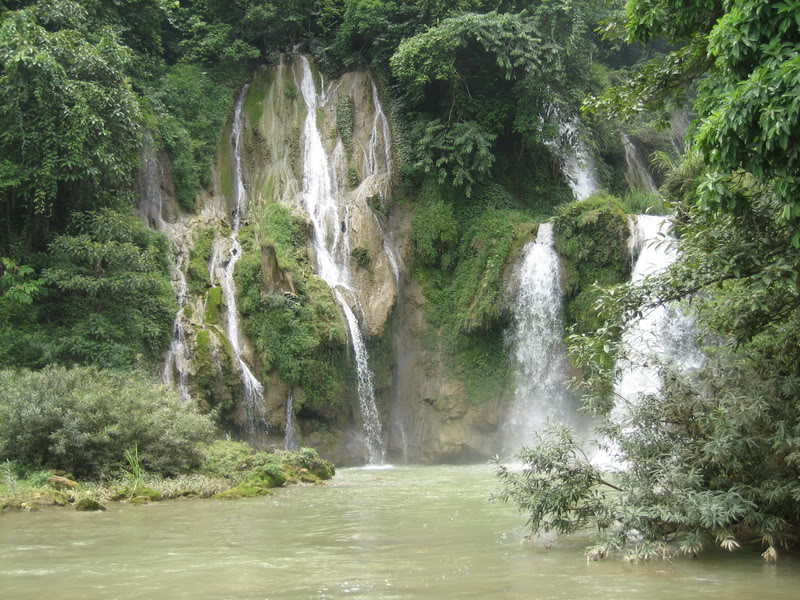 Thỏa thích bên dòng thác Chiềng Khoa – Mộc Châu (Sơn La)